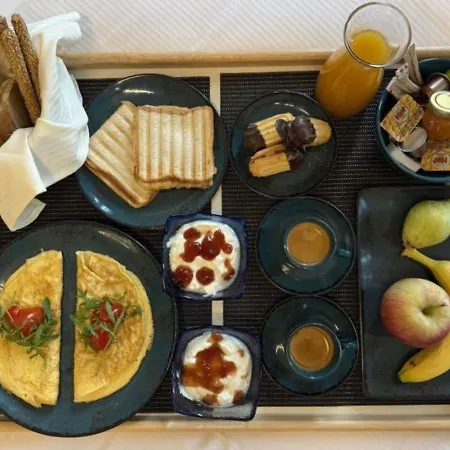 Sitovolonas Superior Hotel