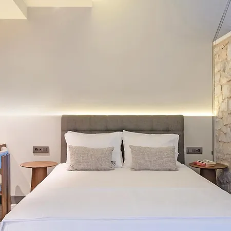 Hotel Sitovolonas Superior