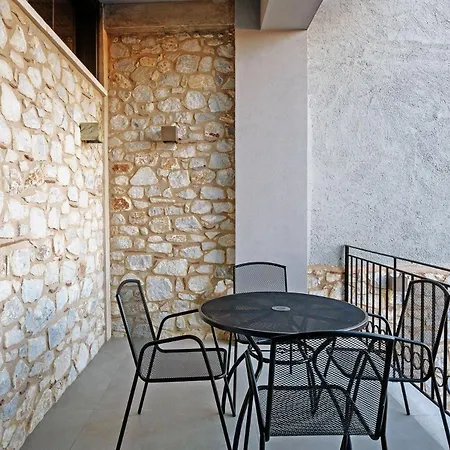 Sitovolonas Superior