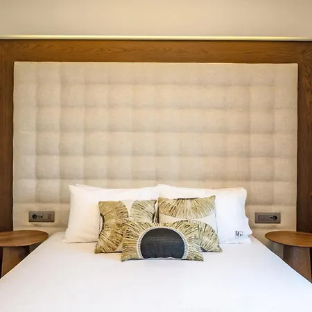 Sitovolonas Superior Hotel