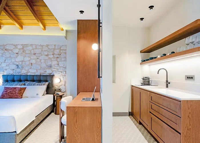 Sitovolonas Superior * Náuplia