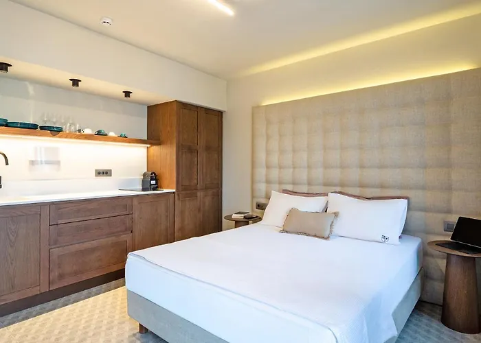 Sitovolonas Superior Hotel *