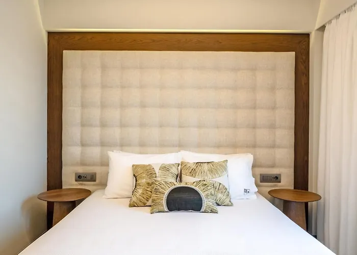 Sitovolonas Superior Hotel