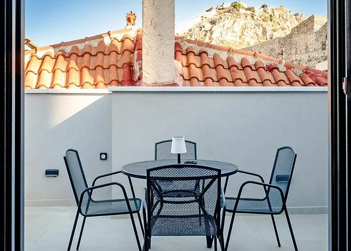 Hotel Sitovolonas Superior *